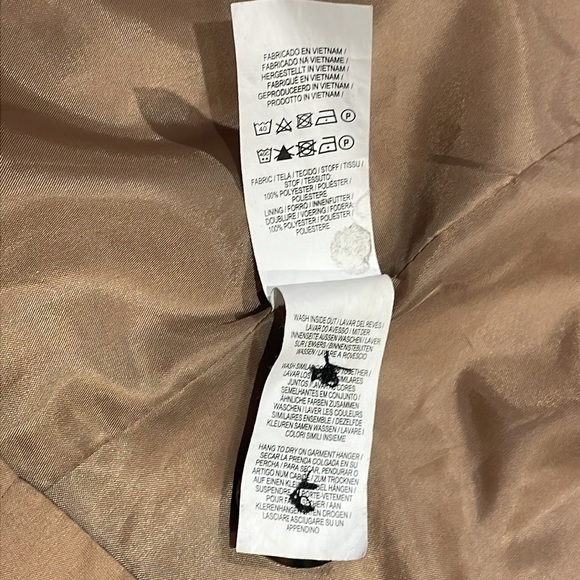 Primark size 8 camel color double breasted coat with buttons and front pockets - Picture 12 of 12